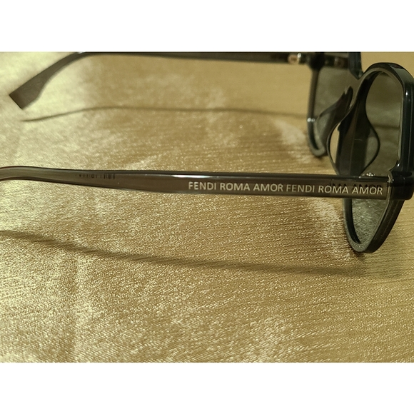 Authentic Fendi Amor Letters Sunglasses - Picture 4 of 9